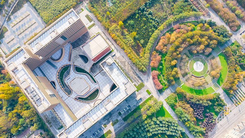 近年来，电子科技公司加盟骗局层出不穷，常见的手段有以下几点：