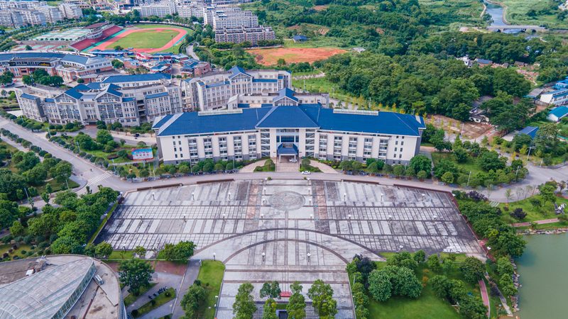 北京电子科技公司品牌对比：技术实力与市场表现解析