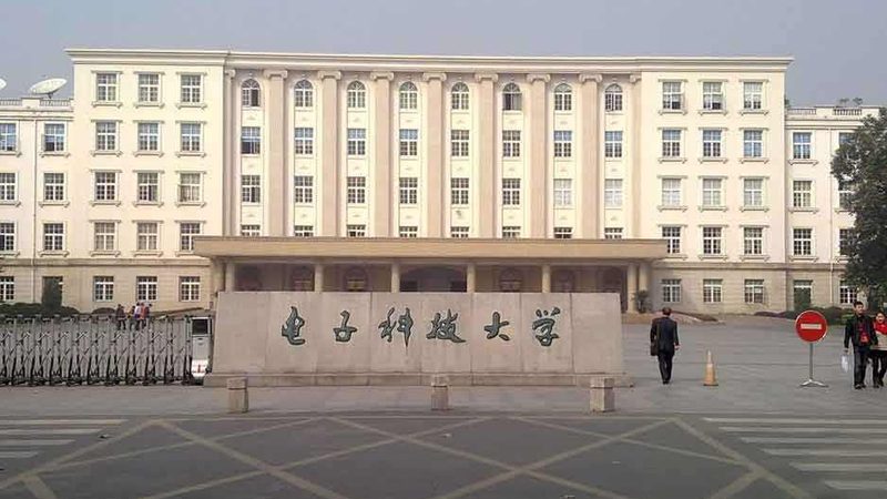高频线路板加工：揭秘从设计到成品的每一步